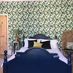 Luminous 3-Storey Period Townhouse, Steps From The Beach